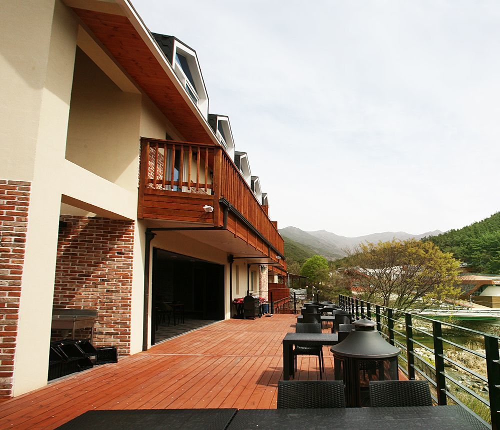 Camp Jirisan Parkview Hotel Gurye Exterior photo